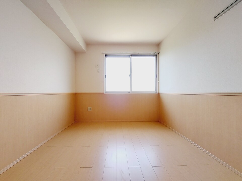 洋室（西側）