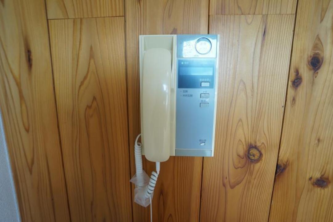 インターホン