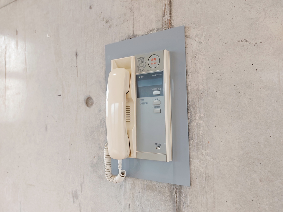 インターホン