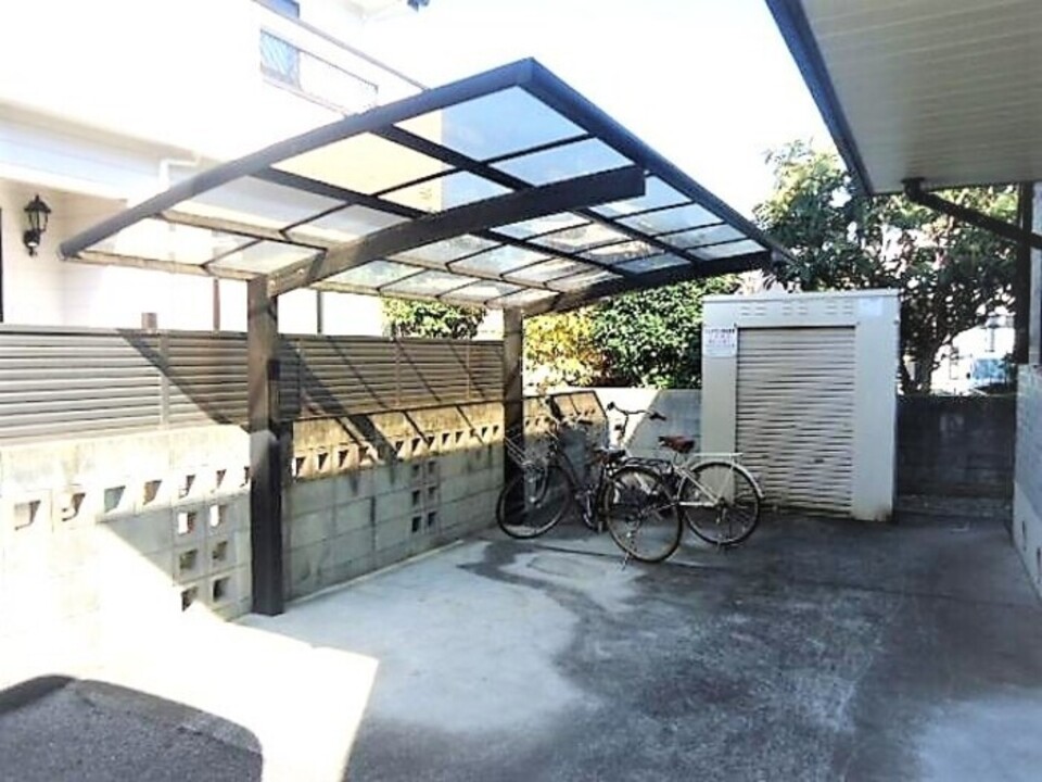 駐輪場