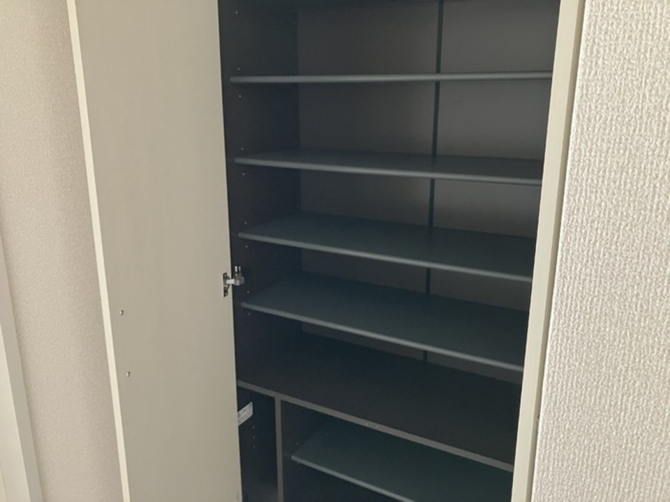 シューズボックス