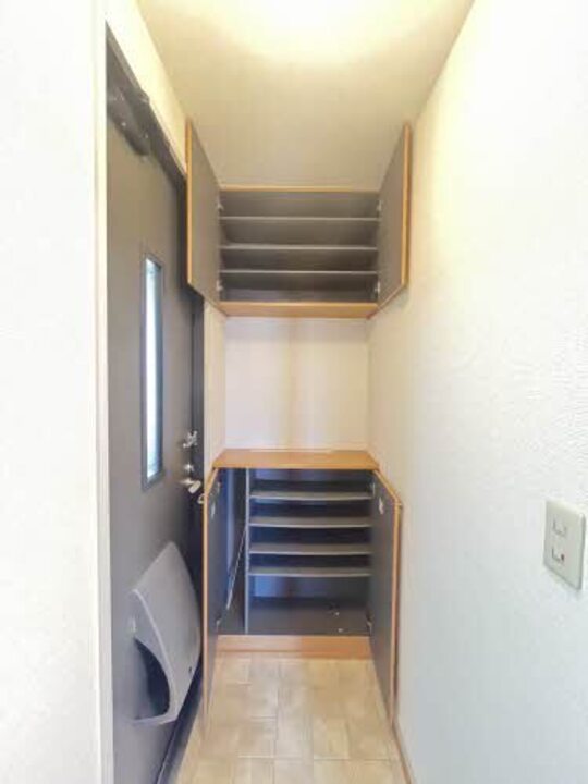 シューズボックス