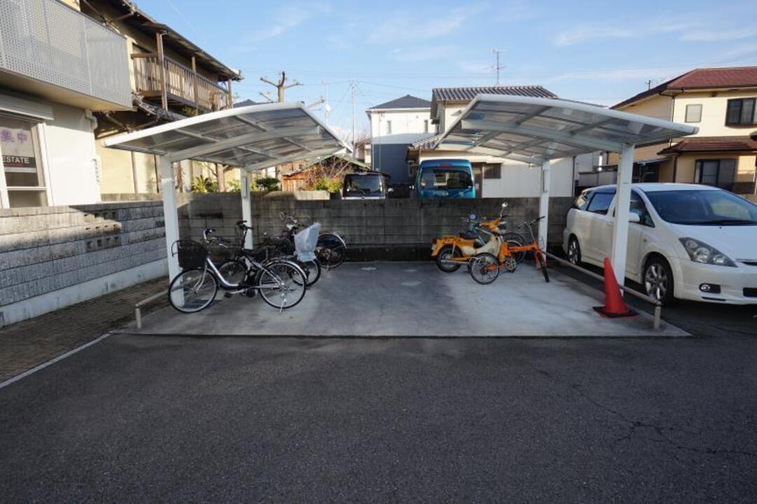 駐輪場