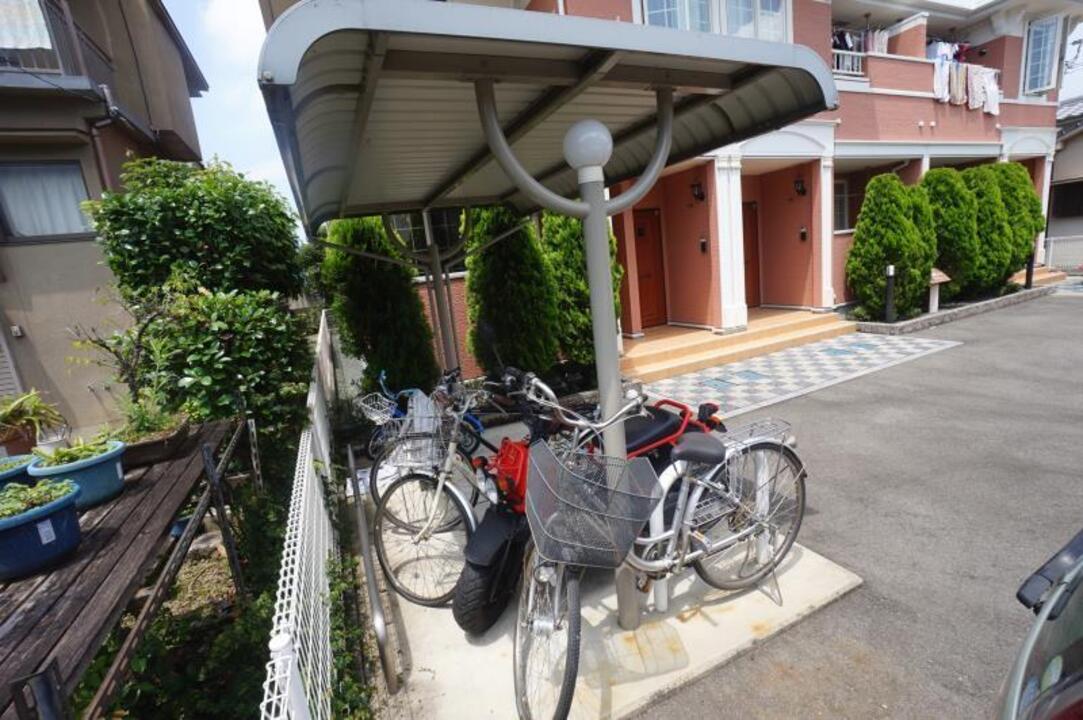 駐輪場