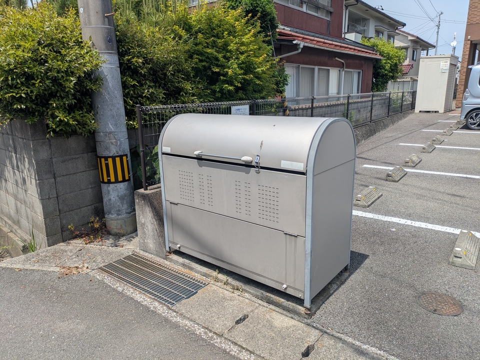 ゴミステーション