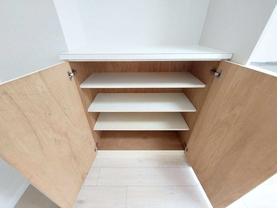 シューズボックス