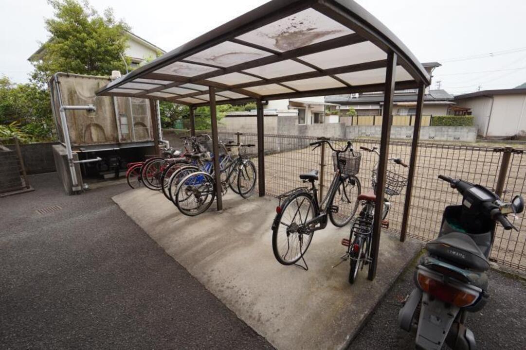 駐輪場