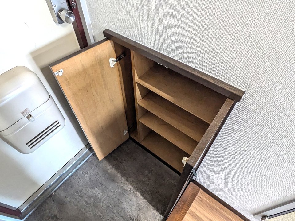 シューズボックス