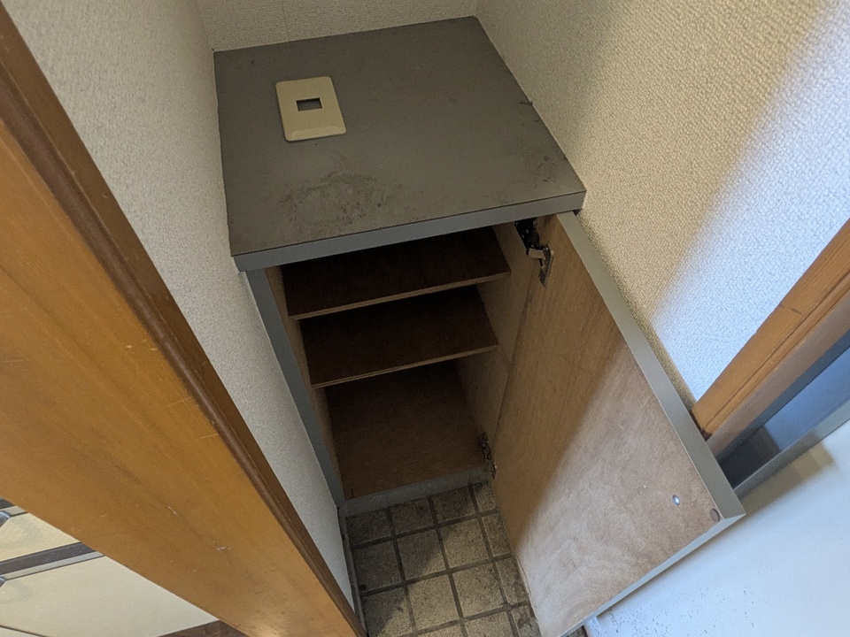 シューズボックス