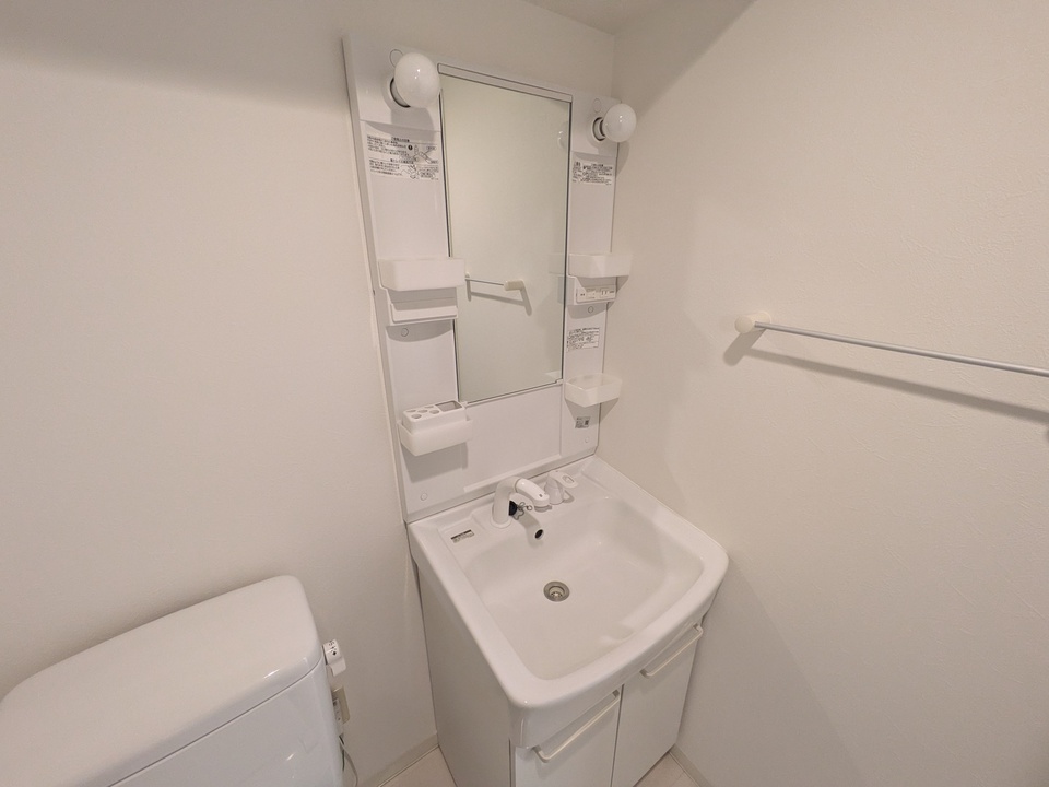 シャワー付洗面化粧台