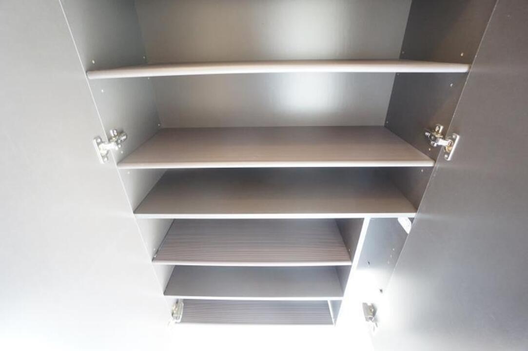 シューズボックス