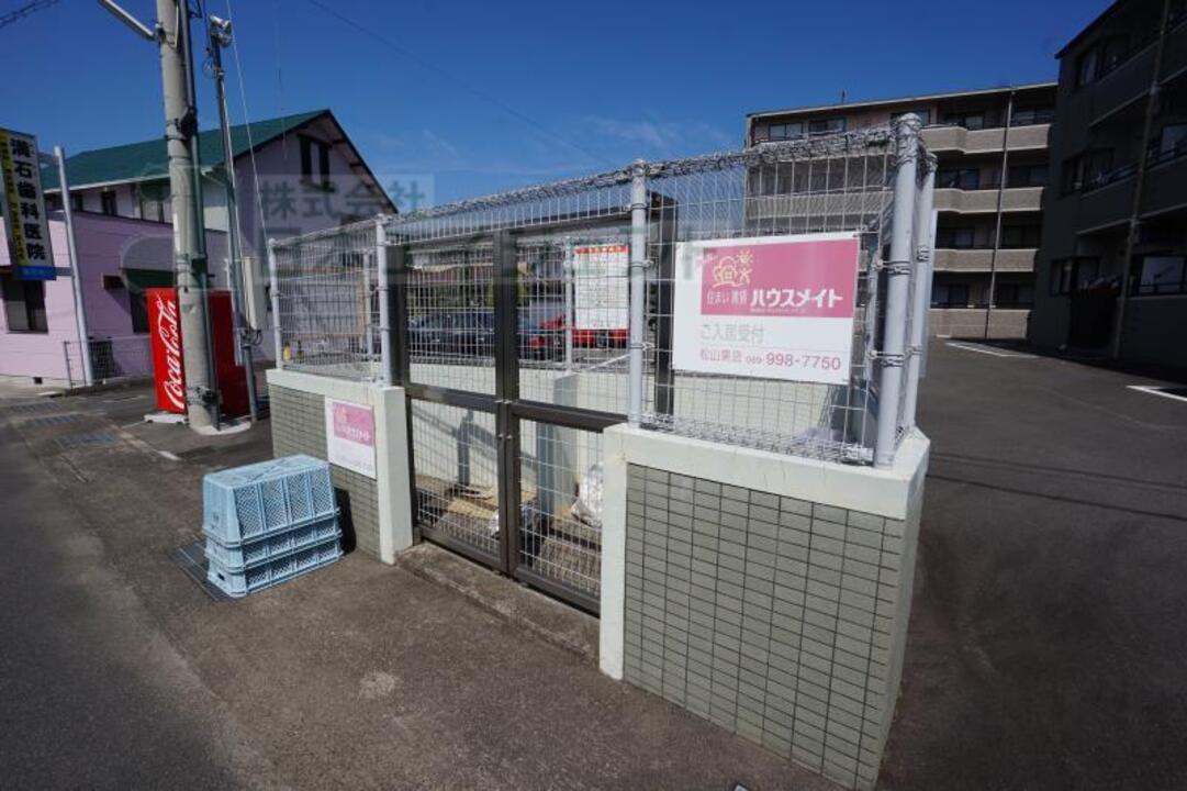 ゴミステーション