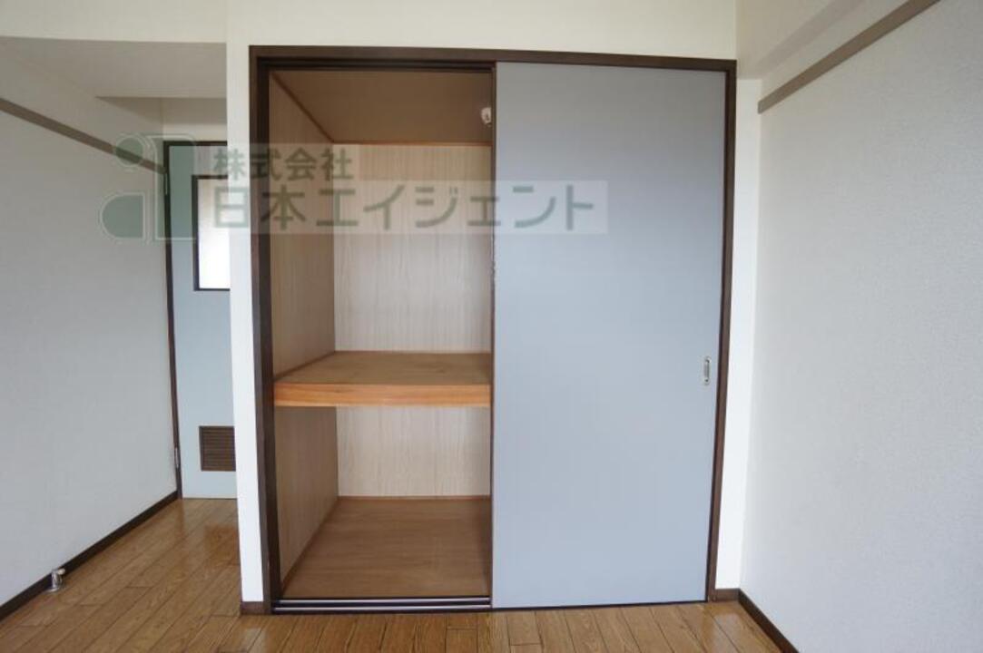 押入れ