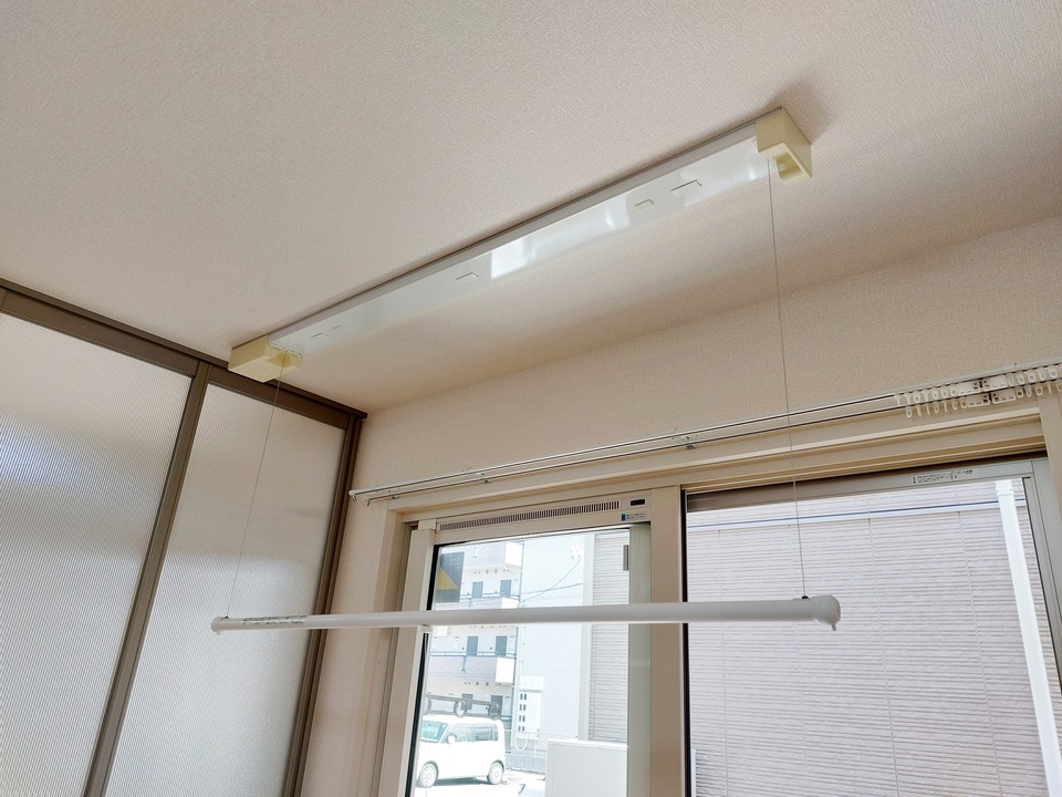 室内物干しユニット