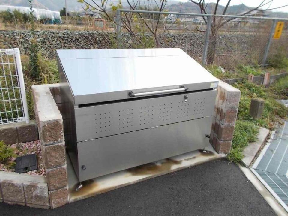 ゴミステーション