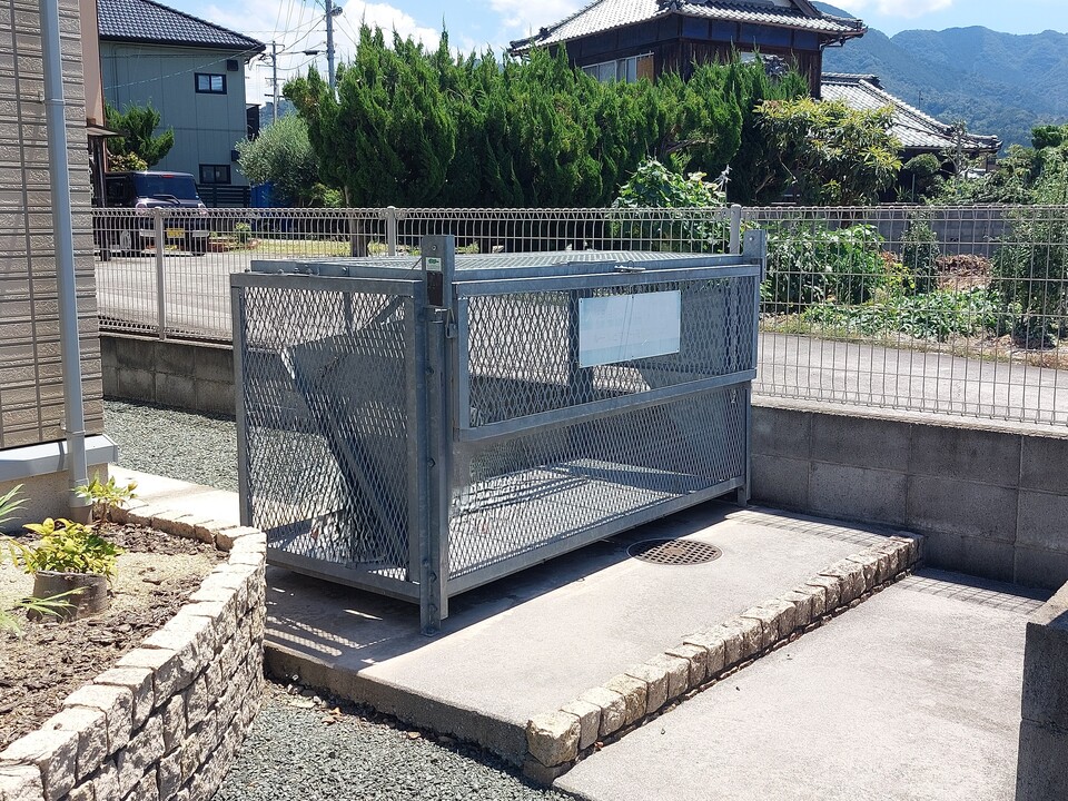 ゴミステーション