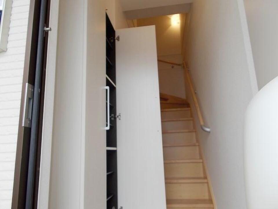 シューズボックス