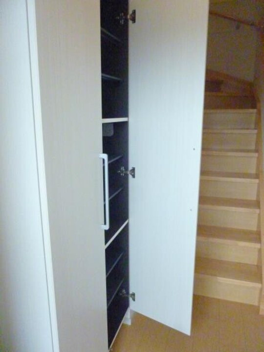 シューズボックス