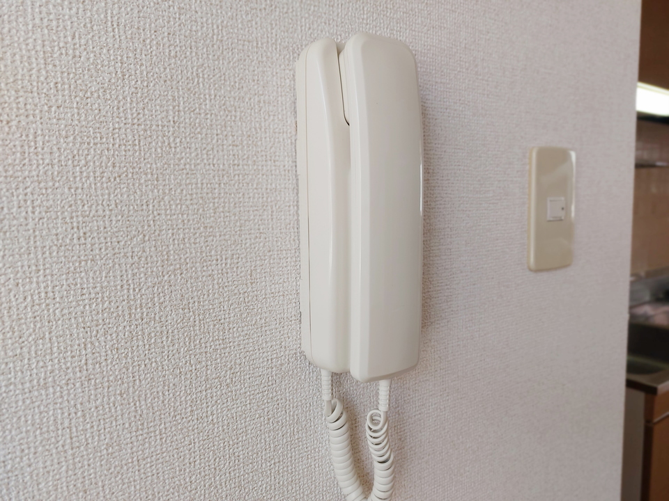 インターホン