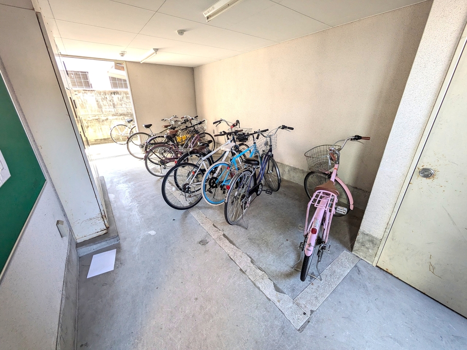 駐輪場