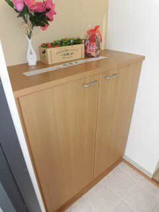 シューズボックス