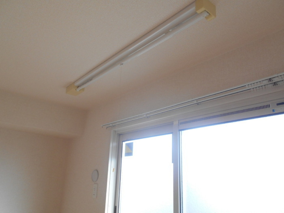 室内物干しユニット