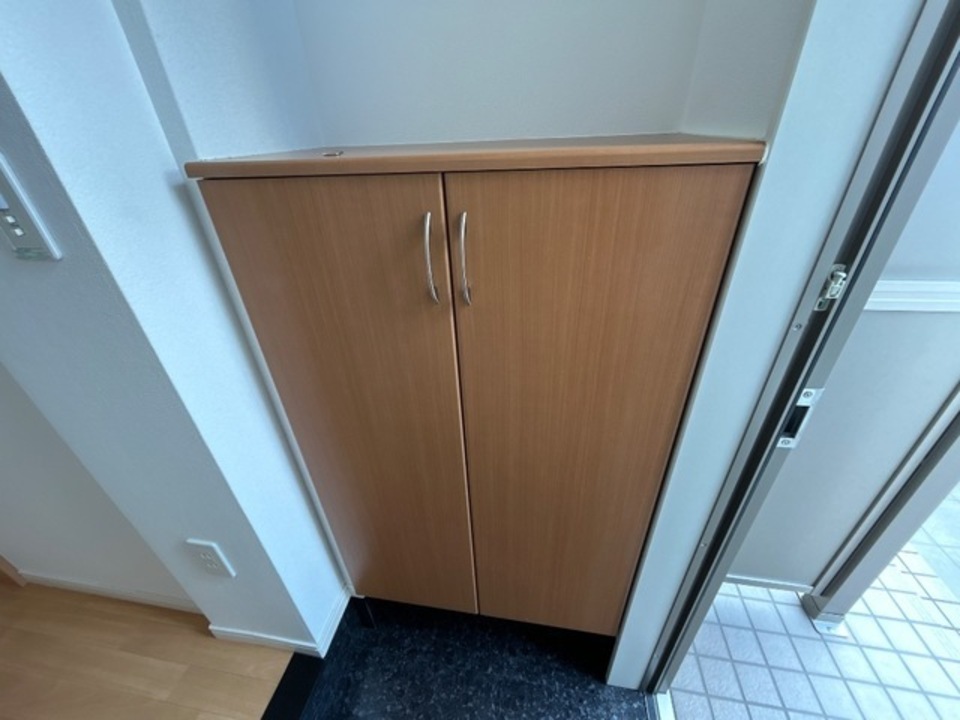 シューズボックス