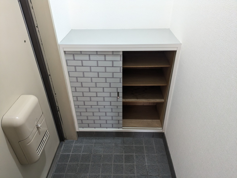 シューズボックス