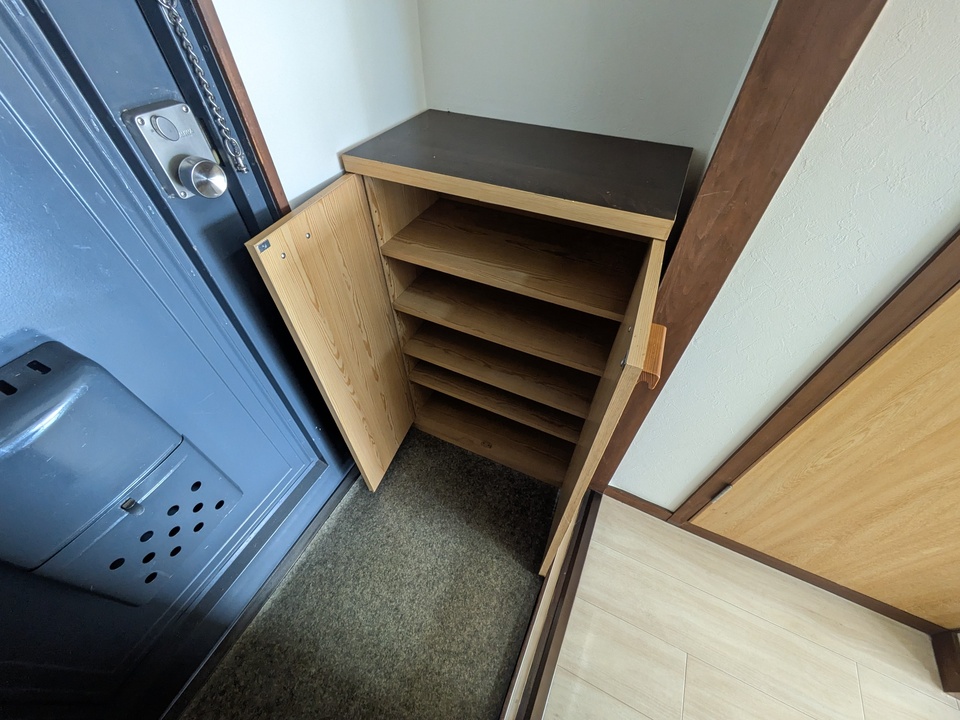 シューズボックス