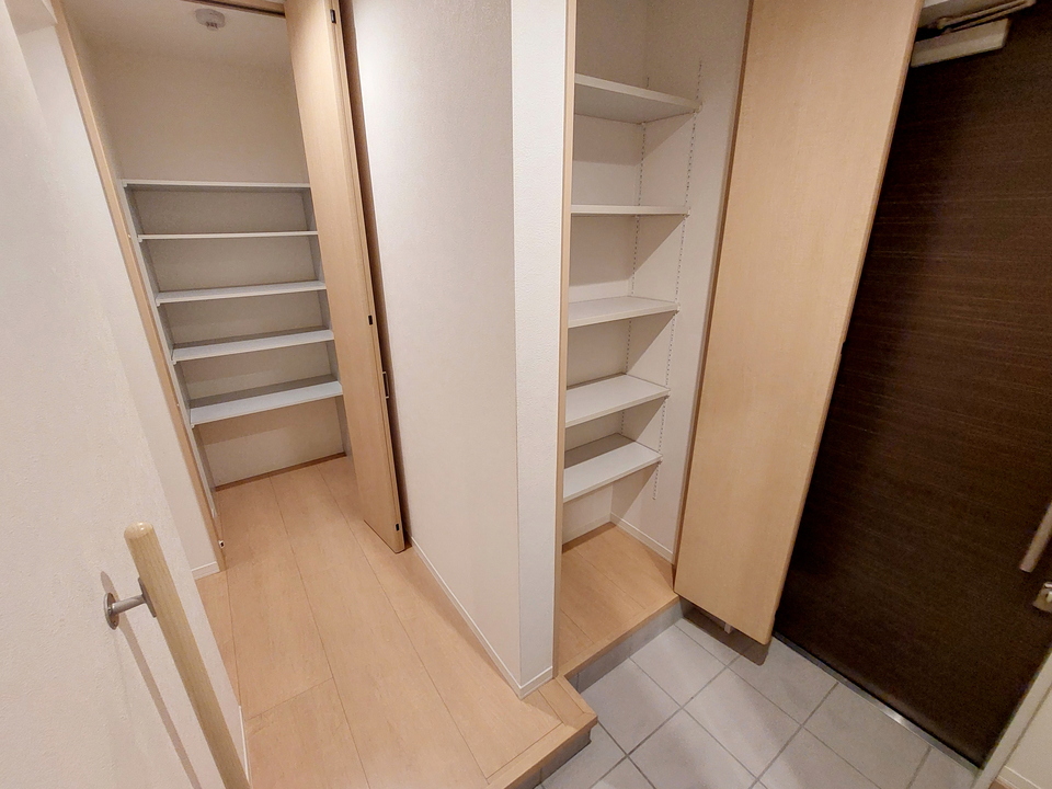 シューズボックス