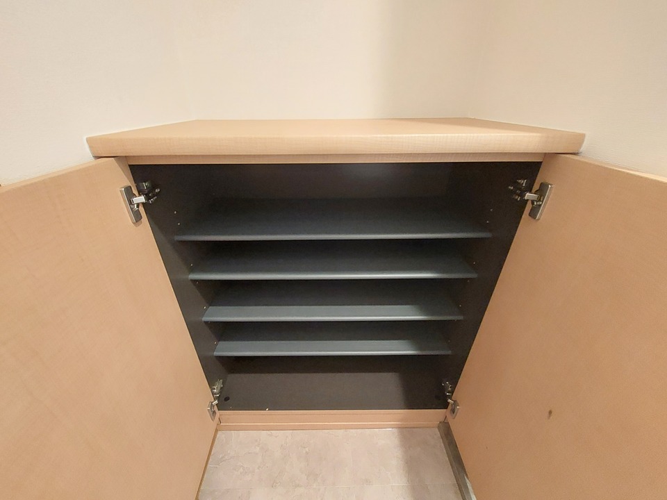 シューズボックス