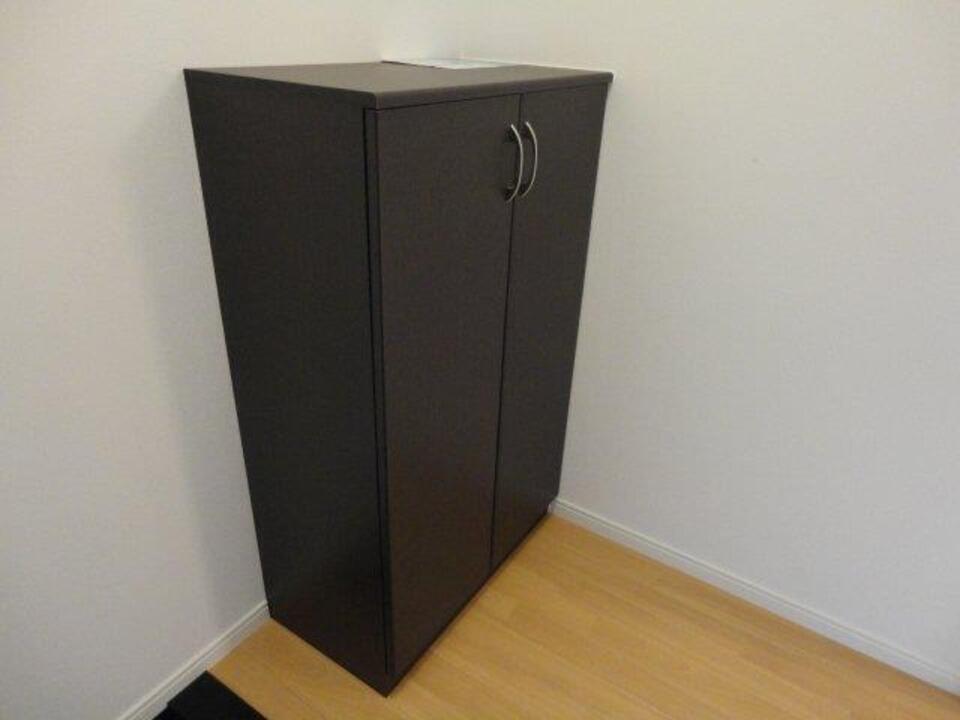 シューズボックス