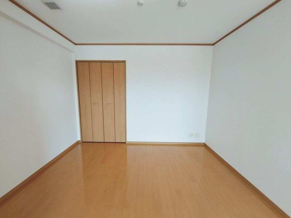 洋室5.7帖