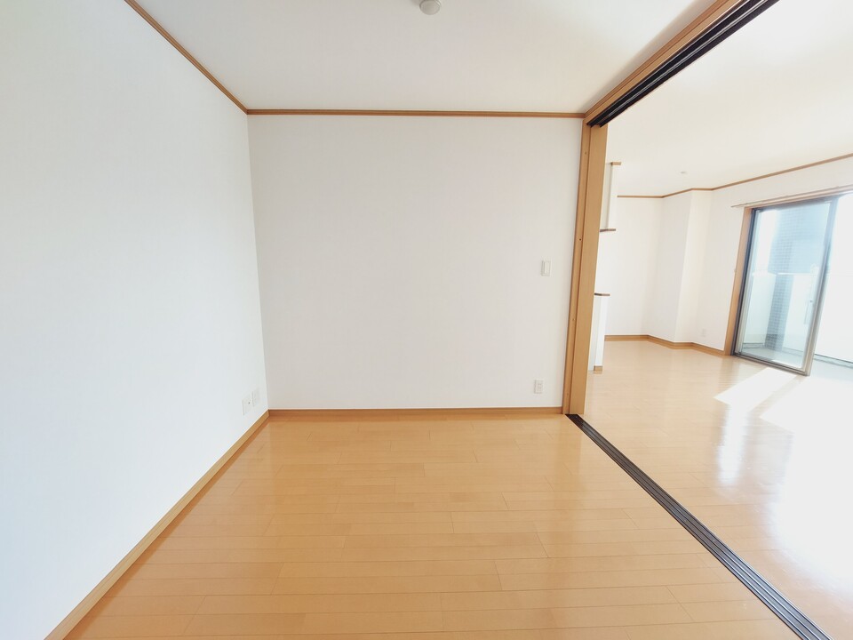 洋室5.7帖