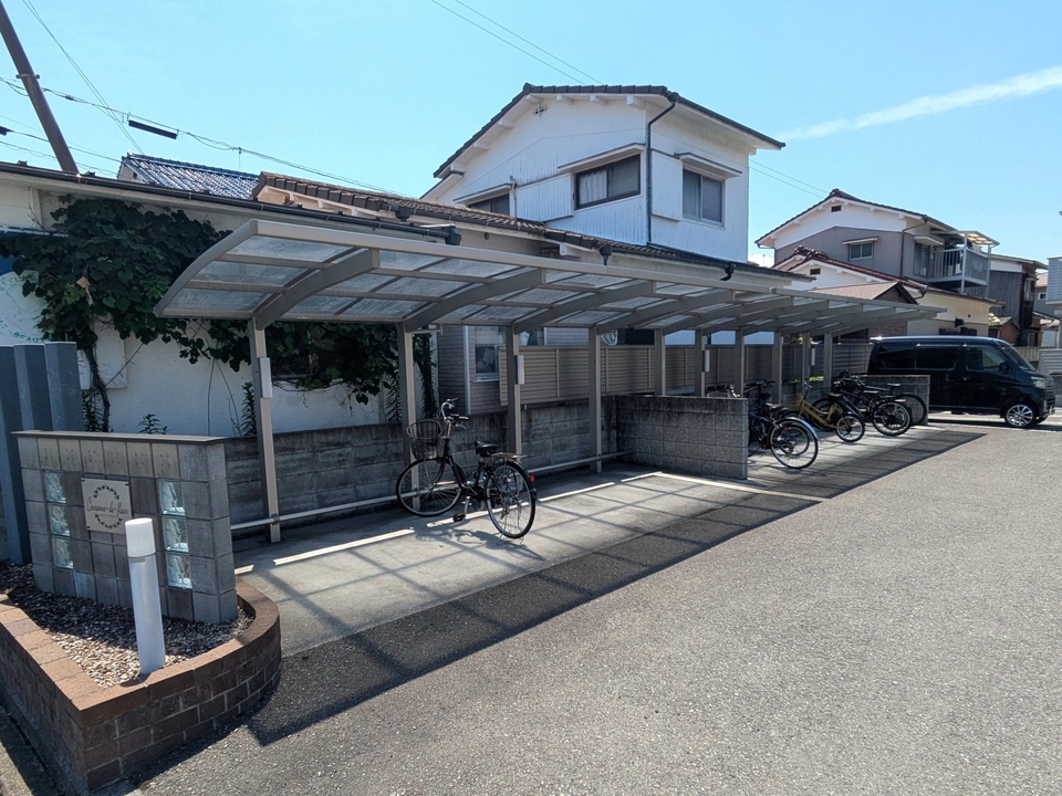 駐輪場