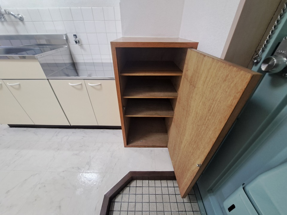 シューズボックス