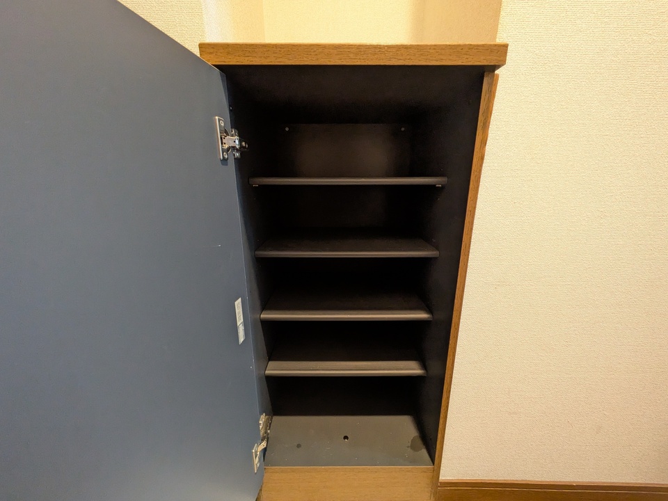 シューズボックス