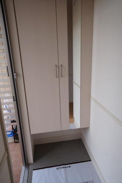 シューズボックス