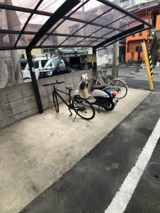 駐輪場