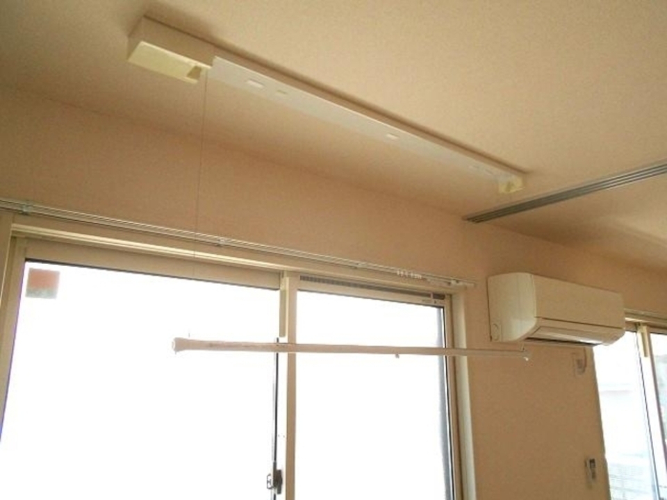 室内物干しユニット