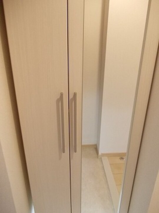 シューズボックス