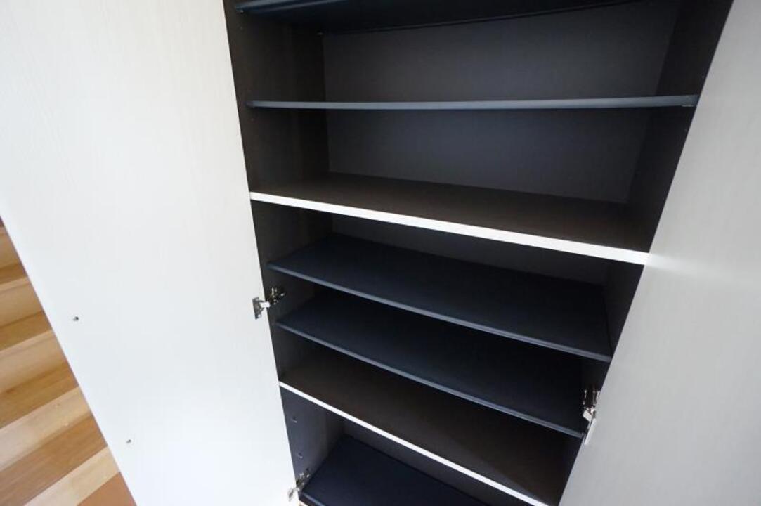 シューズボックス