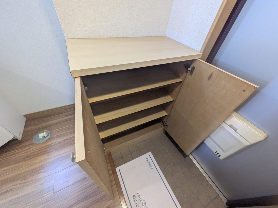 シューズボックス