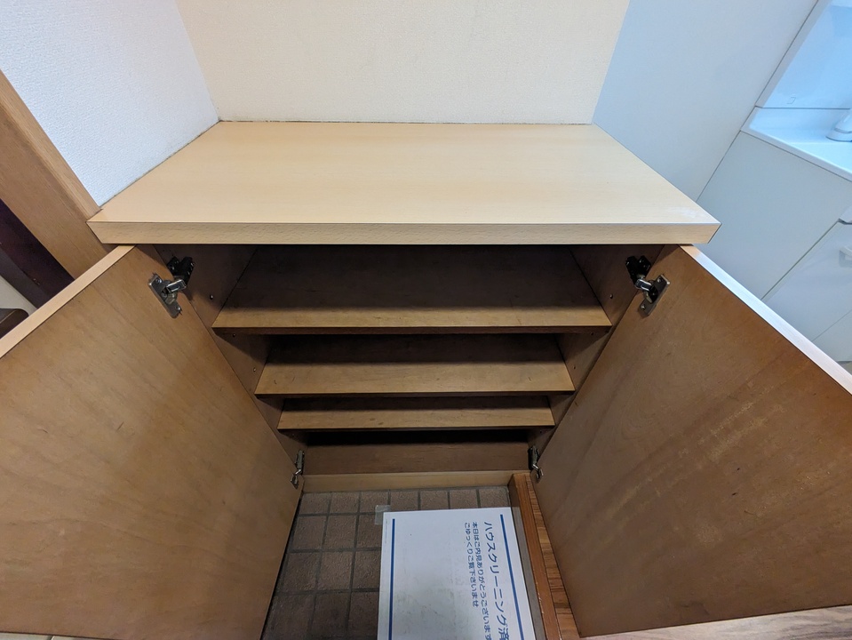 シューズボックス