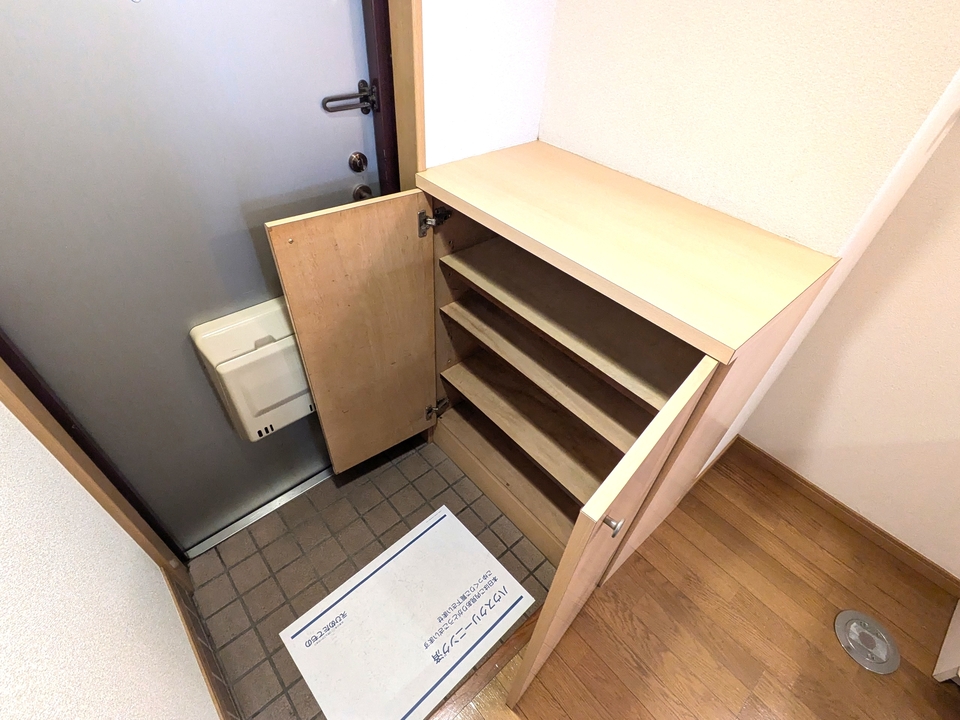 シューズボックス