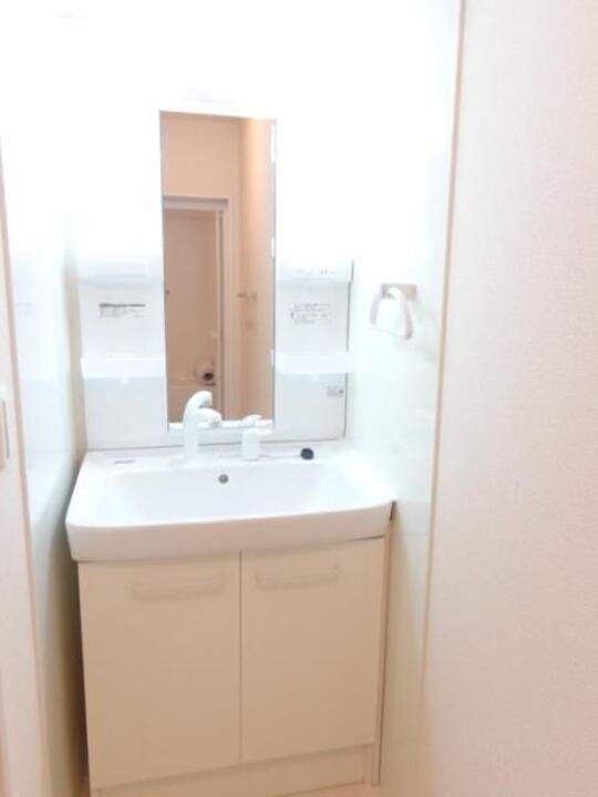 シャワー付洗面化粧台