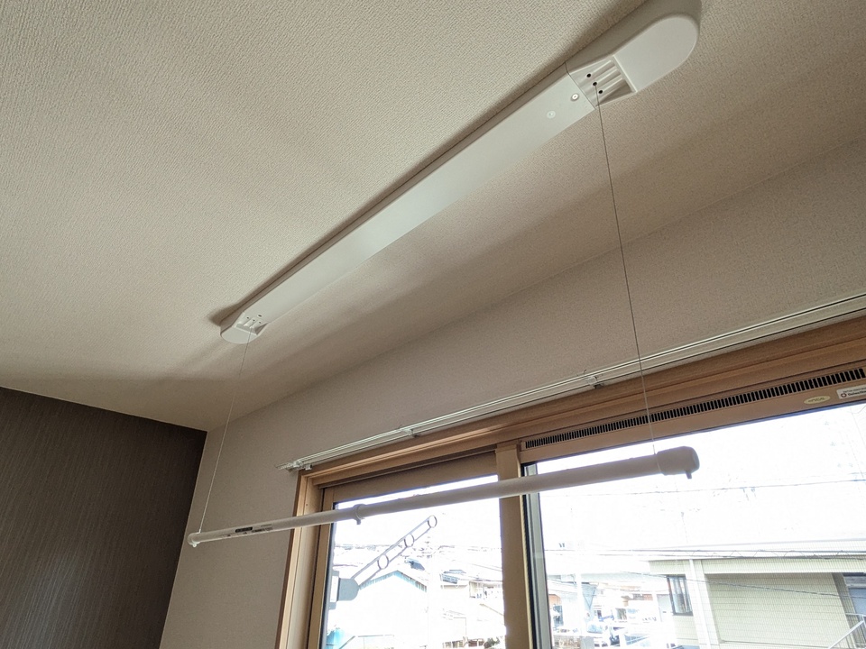 室内物干しユニット