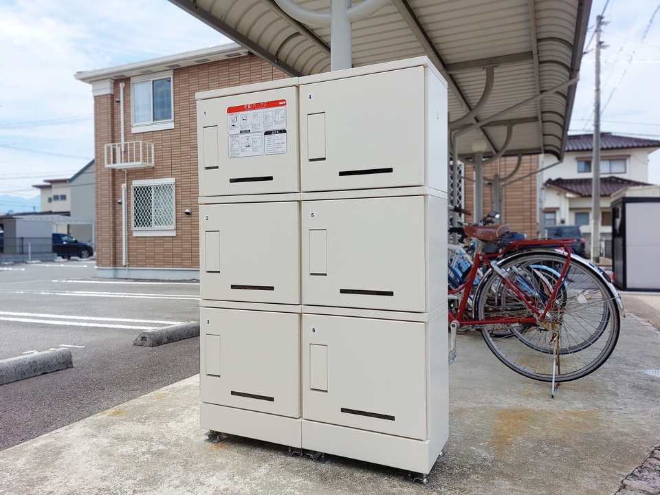 宅配ボックス