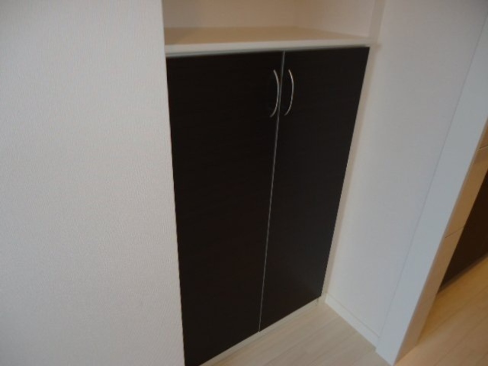 シューズボックス