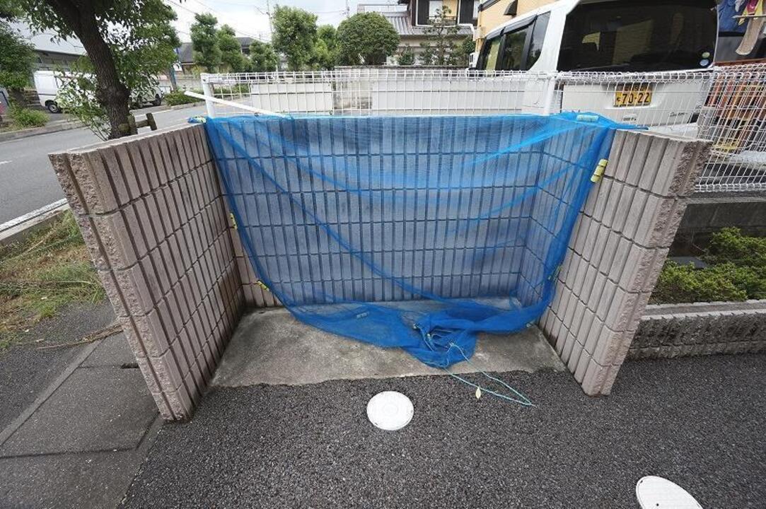 ゴミステーション